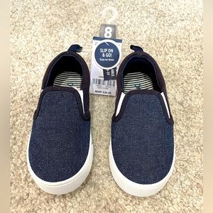 (NWT) OshKosh Toddler Slip On & Go Shoes (Size 8)